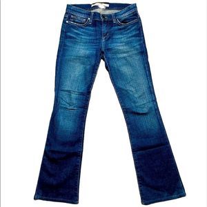 Joe’s Jean Lightly Distressed Demi Wash Size 24